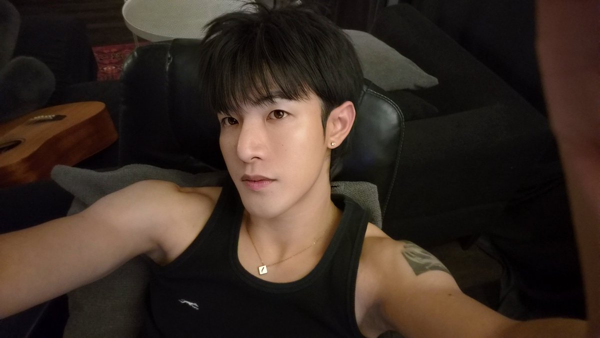 Jeewath01's tweet photo. ฝันดี https://t.co/vbWsGEUc6m