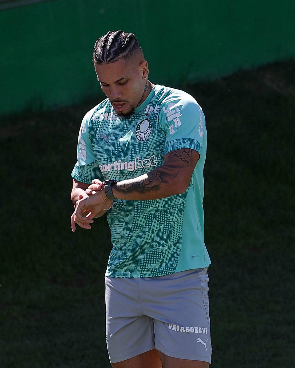 latiflavio's tweet photo. O provável Palmeiras contra o Atlético-MG: Carlos Miguel; Bruno Fuchs, Gustavo Gómez e Murilo; Giay, Marlon Freitas, Andreas Pereira e Piquerez; Arias, Maurício e Paulinho (Heittor).

📸Cesar Greco/Palmeiras https://t.co/Py5hvBBWta