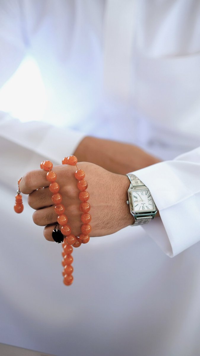 SbmoAl's tweet photo. أحببتُهاً حتّى آمنت بأنّ ما مَضى مِن العُمر قبلها كان مجر��د إنتظار❤️ https://t.co/Ac7cTjuPZX