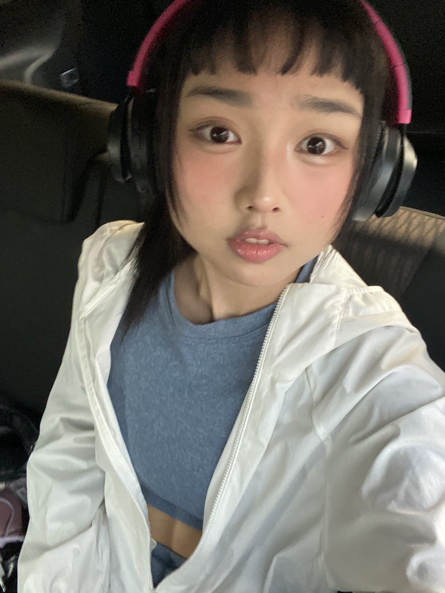 SNayla_JKT48's tweet photo. Poni nya gk mau dengar aku 🤯 https://t.co/t3ihQP2DJw