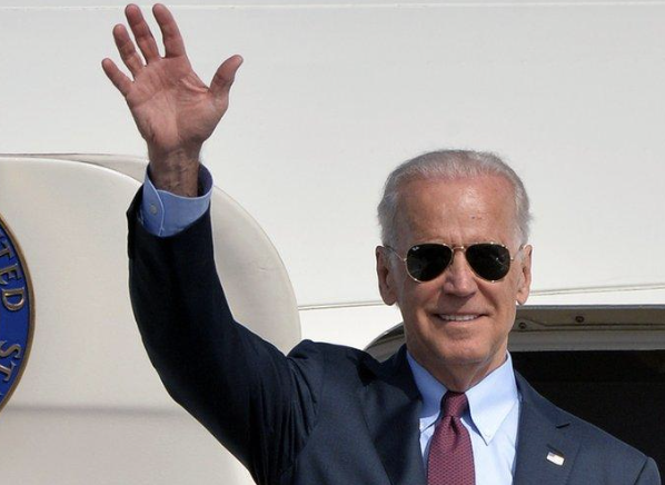 funder's tweet photo. Who else agrees Joe Biden was a better president, without a doubt, than Trump could ever be?
#RepublicanCostOfCorruption https://t.co/QFF0L6IvJU