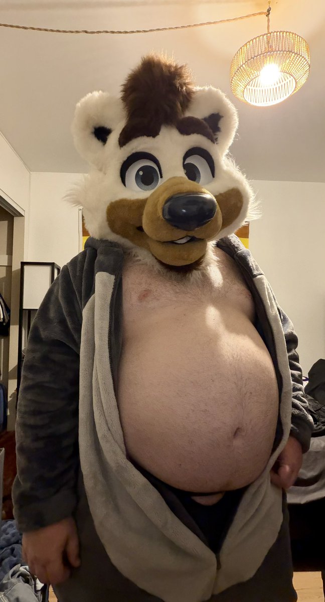 KodyBeaw's tweet photo. Kigu’s get hot 🔥 had to air out after a few minutes 🥵😉 https://t.co/i7cVcaftWP
