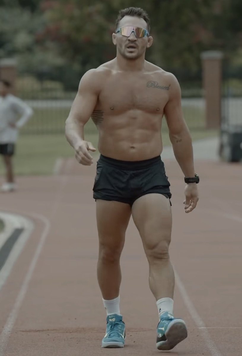 samsonnid's tweet photo. @RazTurin60669 @MmaSubzero17085 @MutualCombatHQ @thefightbubble To be fair, the guy does have a gut but this is from his insta like 3 days ago. Its mostly ab https://t.co/SetiAqxVSj