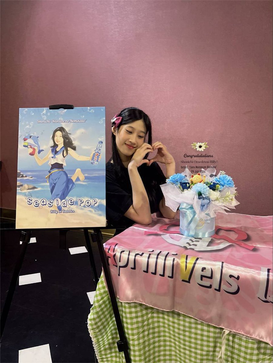 AprilliVelsID's tweet photo. Terima kasih untuk semua teman-teman yang sudah hadir dan ikut meramaikan momen Shonichi Rilly di Setlist Cara Meminum Ramune! 💙🫧

Selamat untuk @Rilly_JKT48 atas langkah pertamanya di setlist ini. Semoga Shonichi hari ini menjadi awal dari perjalanan yang penuh warna dan semakin banyak kesempatan untuk bersinar. 

Mari terus dukung Rilly dalam perjalanan & prosesnya🌊✨

#SeasidePop #RillyInBubbles