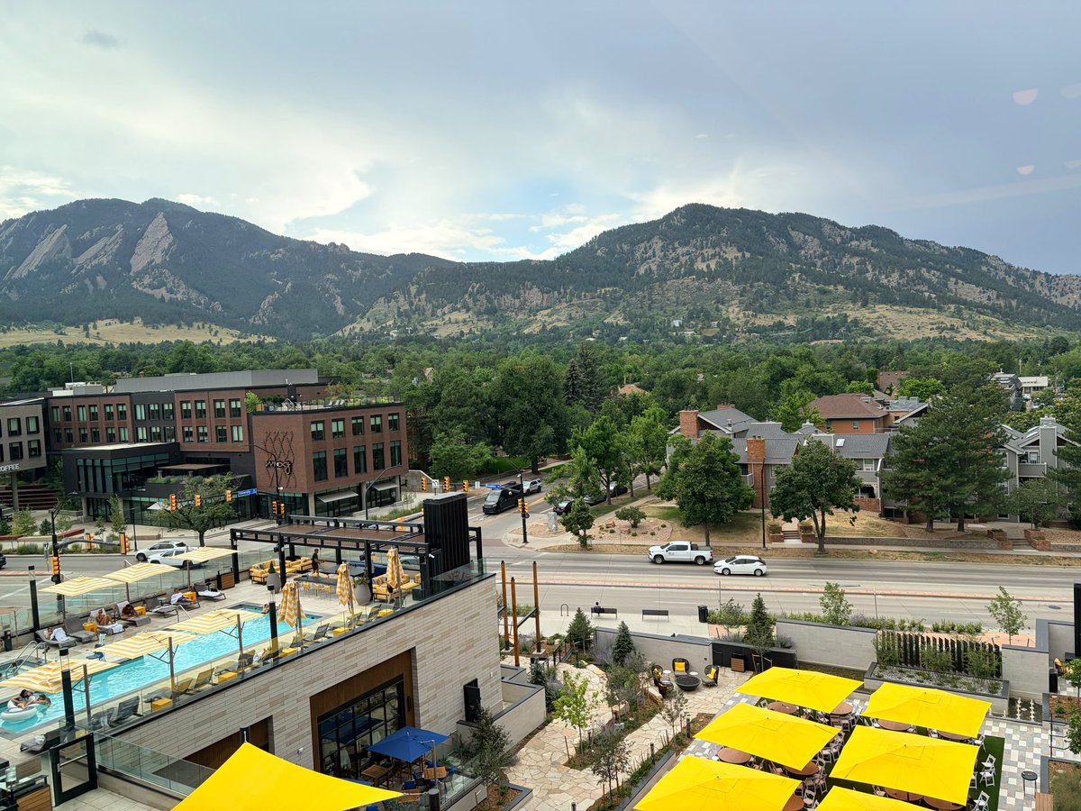 Enlightnldrship's tweet photo. 📍Visited Boulder, Colorado for my clients🏔️🙌 

Environment of exceptional experiences, incredible people, and real conversations. 

#Colorado #beautifulcity #hiking #leadership https://t.co/b65vSP995w