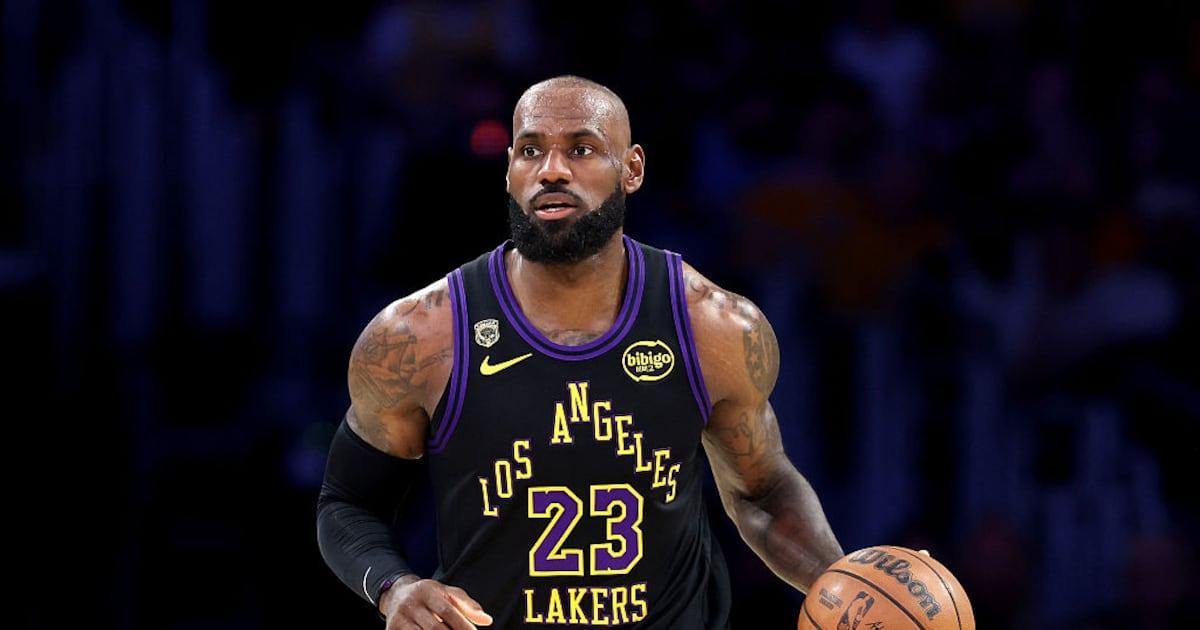 WGAUradio's tweet photo. LeBron James announces he’s going to Philadelphia 76ers https://t.co/vKxig4axQE https://t.co/fc1U7vkOif