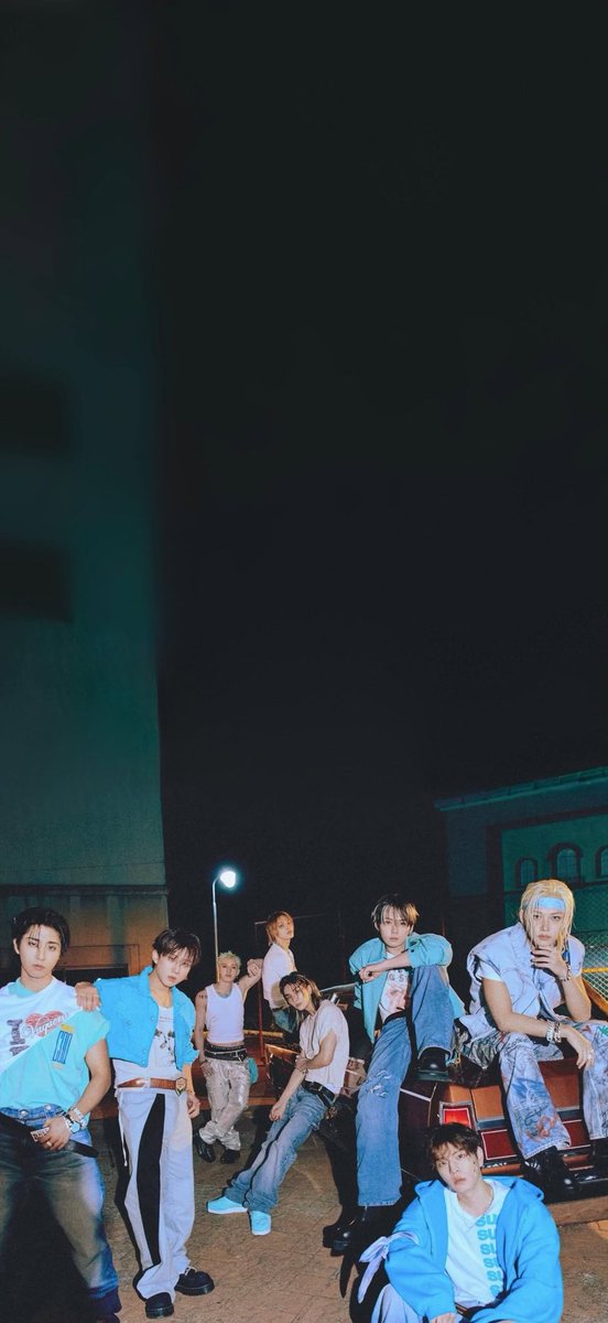 blc_HJ_hfsi's tweet photo. Stray Kids wallpaper/lockscreen
"THIS &amp; THAT" 💚 Ver.
GROUP

#straykids 
#BangChan #LeeKnow #Changbin #Hyunjin #Han #Felix #Seungmin #I_N 
#wallpaper #lockscreen https://t.co/CKLAhK7uBq