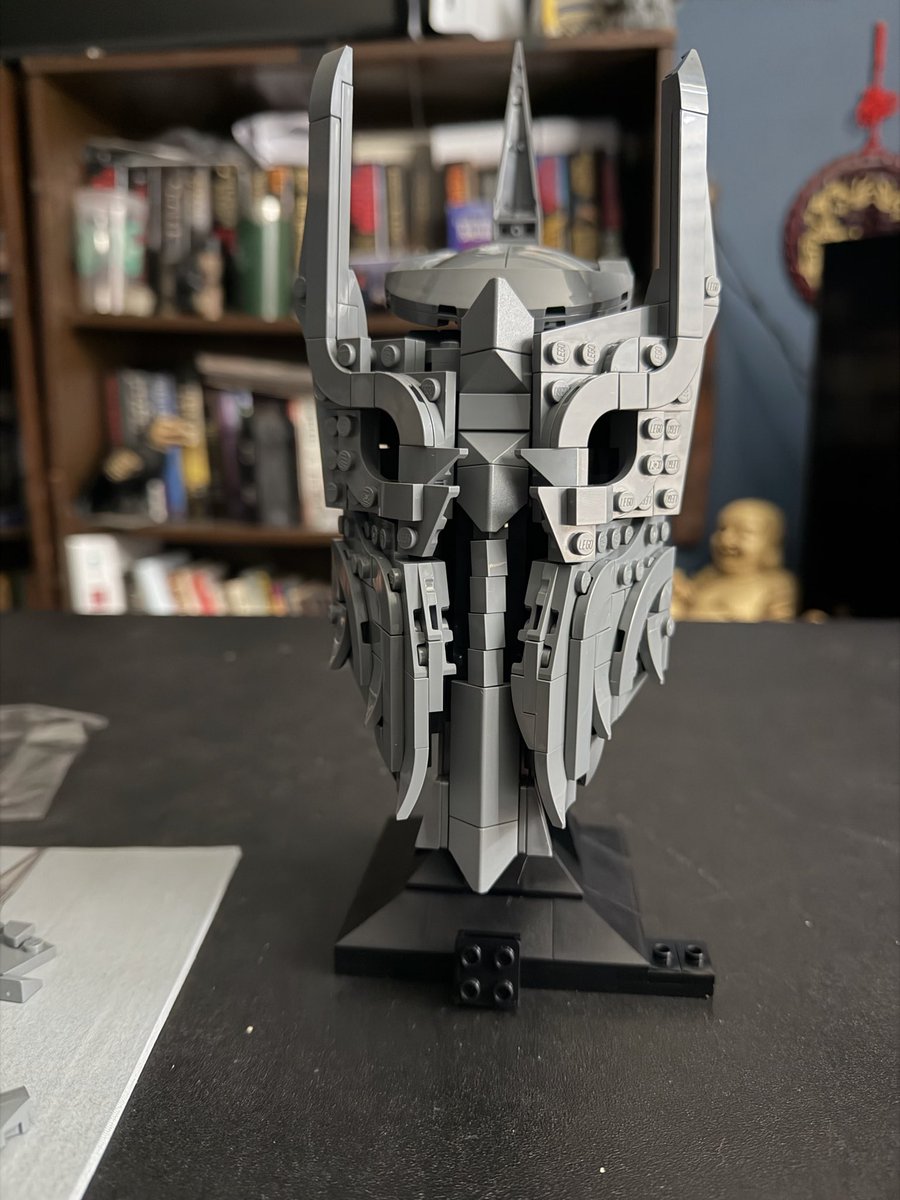 jeubanks85's tweet photo. @theblaiirwitch I just built Sauron helmet! Love some legos! https://t.co/o5hFCKkokh