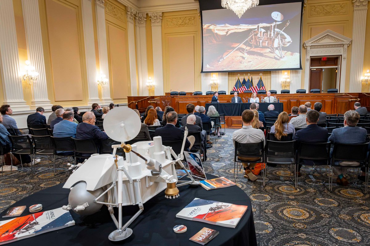 Planetary Society tweet media