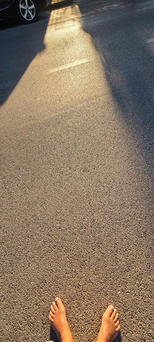 RalphTcm's tweet photo. New #Space on X ... coming soon
#WalkingBarefoot by #IRG
Also, seid gespannt und lasst die Hosen runter #peoplez https://t.co/UTMD43X5cr