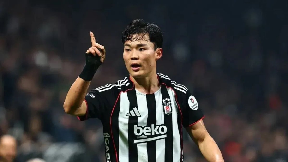 MatchWireMedia's tweet photo. 🚨 EXCLUSIVE | MWM ÖZEL

Oh Hyeon-gyu için Premier League’den 2 teklif!

🏴 Manchester United
🏴 Brighton

İki kulüpten de 25 milyon Euro seviyesinde teklifler geldi ancak yönetim teklifleri direkt reddetti.

💰 Beklenti: 30 milyon Euro ve üzeri.

Oh Hyeon-gyu’nun satışı bu rakamlarda gerçekleşirse, 2. forvet için Bodø/Glimt’in golcüsü Kasper Høgh gündeme gelecek.

🔴 EXCLUSIVE | MWM