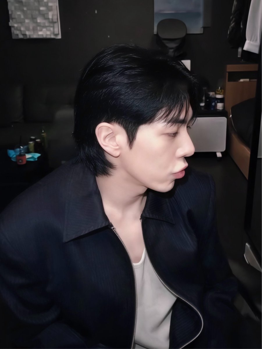 periwink917's tweet photo. 😙 https://t.co/H4hRMLEe1Z