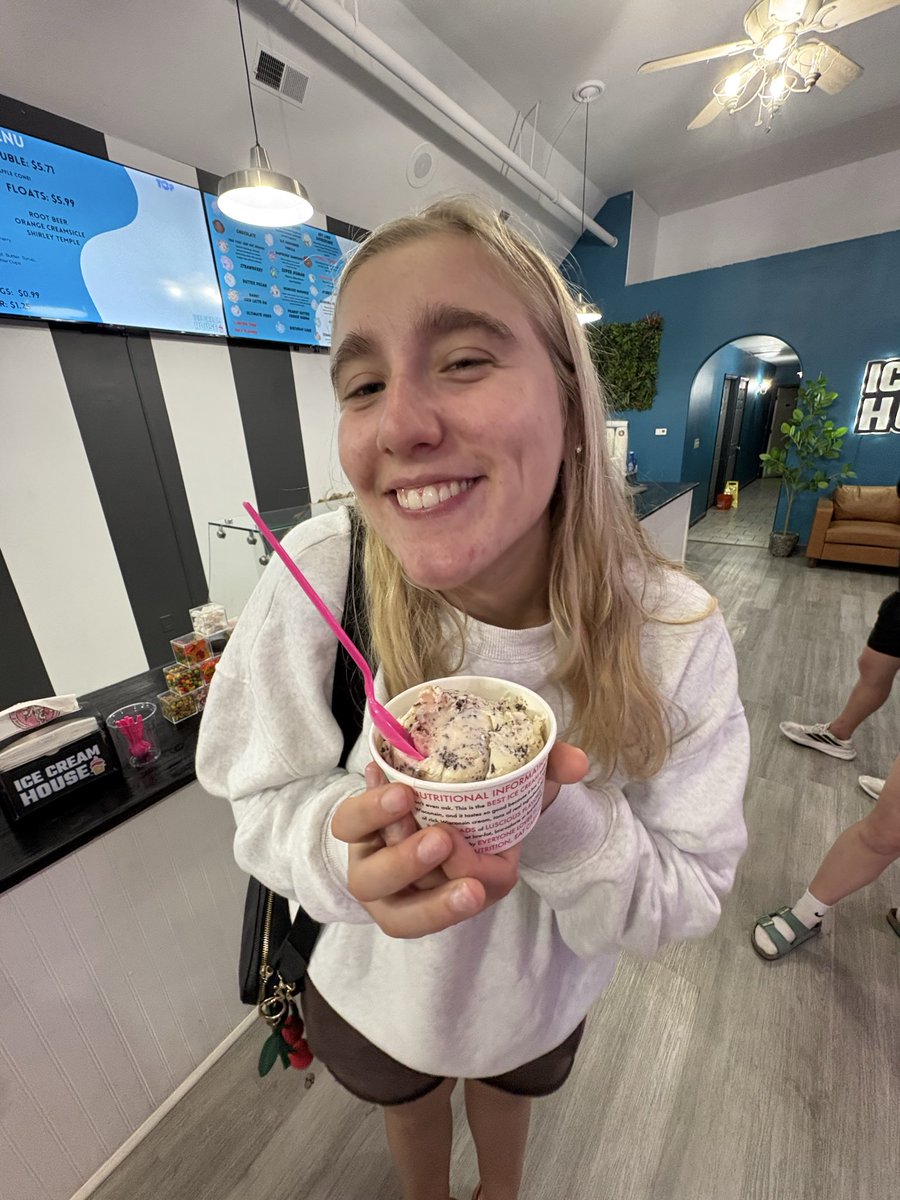 OUBravesWBB's tweet photo. Support local 🍦 https://t.co/90SbmvQQEx