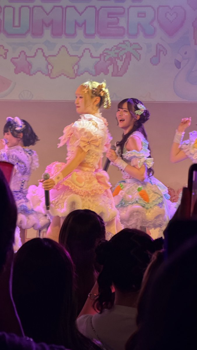 C4Rmr's tweet photo. ✨✨最後に‼︎ブレているけれど（笑）とにかく好きな集✨✨
#レベチャ https://t.co/NwyAG8GC69