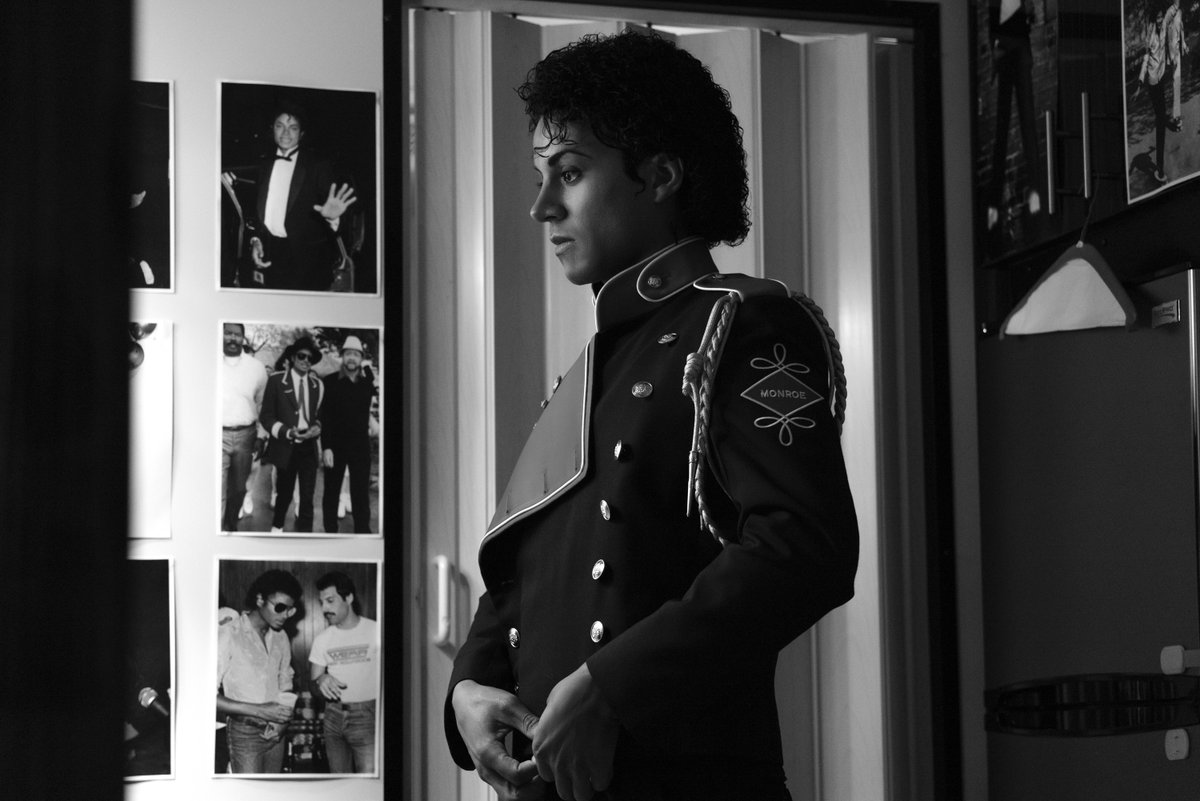 michaelmovie's tweet photo. To the performance. To the preparation. To Jaafar. https://t.co/Wy1CgUoGFi