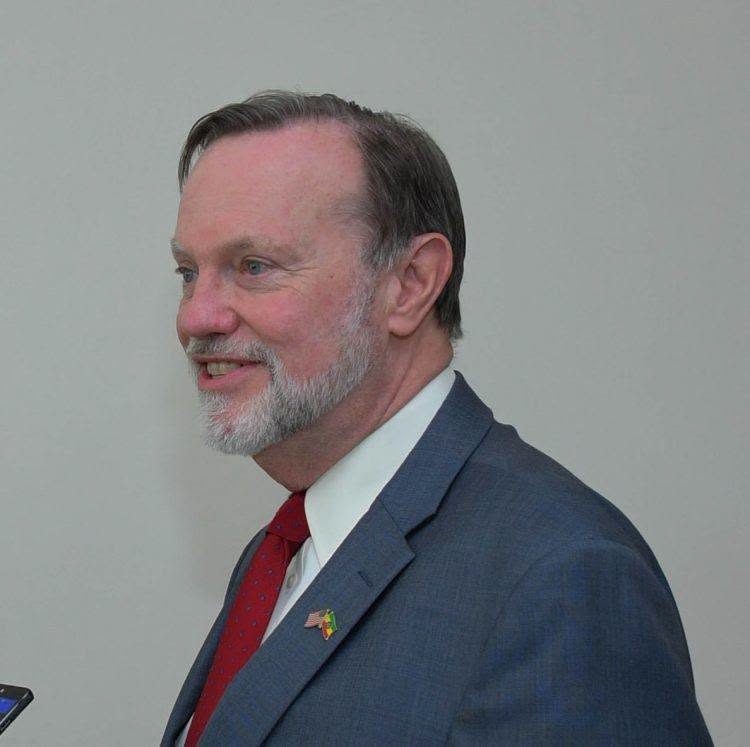 EthiopianNewsA's tweet photo. "So if as Egypt and Eritrea say only littoral states have anything to say about Red Sea, then logically only nations which put water into the Nile, can determine its use,"  Ambassador Tibor Nagy, a seasoned American diplomat and former #US Ambassador to #Ethiopia said. 🇪🇹 🇺🇸 https://t.co/2Dg7nyrtLw