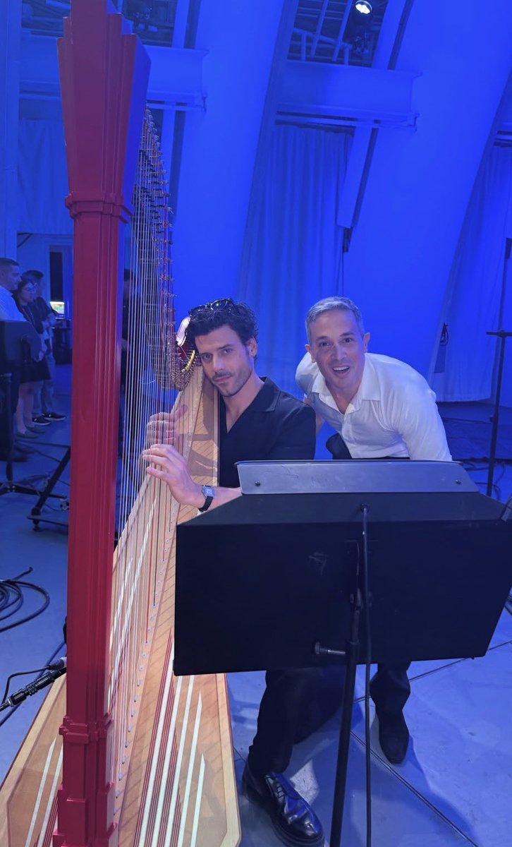 François Arnaud Source tweet media
