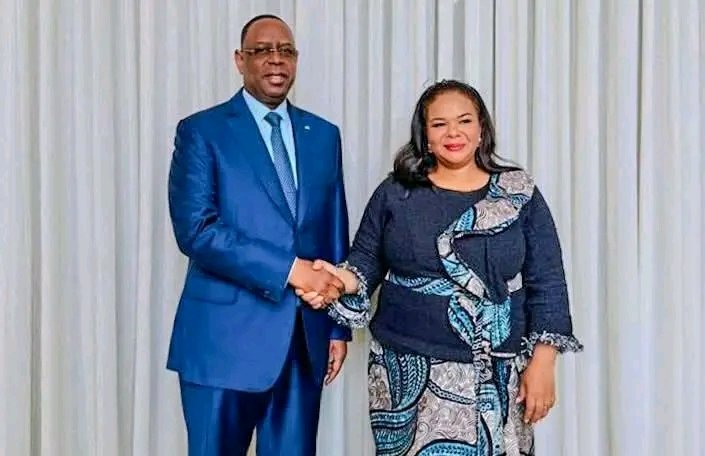 africa54infos's tweet photo. Toujours dans son élan et sa course à la tête du secrétariat général des Nations Unies, l'ex-président sénégalais et candidat à la tête du secrétariat général des Nations Unies #Macky_Sall s'est entretenu avec la Ministre des Affaires étrangères de la République démocratique du Congo, madame #Therèse_Kayikwamba_Wagner à #New_york