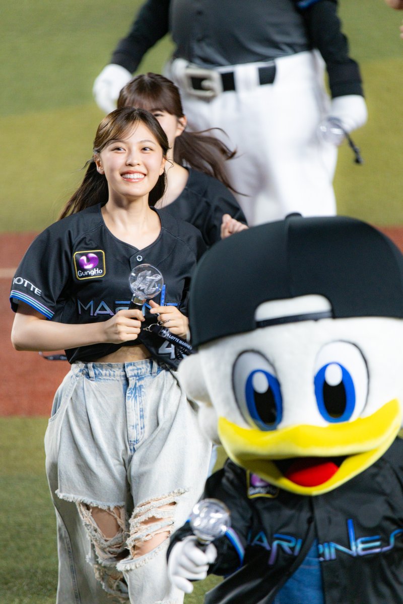singlephaseAC's tweet photo. 2026.7.23
BSW FIRE BLOOM
ZOZOマリンスタジアム (千葉ロッテ×東北楽天 )
乃木坂46  柴田柚菜さん　小川彩さん

#乃木坂46
#乃木坂野球部
#柴田柚菜 
#小川彩
#chibalotte 
#BSW https://t.co/IX4T9hA6U2