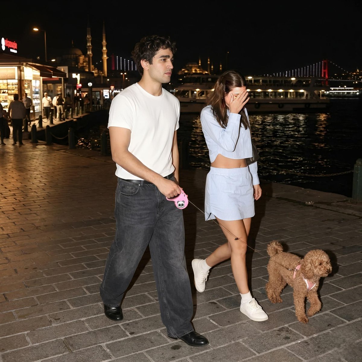 bricca79's tweet photo. ⏳️❤️🧿✨️✨️ #AfraSaraçoğlu #MertRamazanDemir #AfRam https://t.co/k2y2ZwoMSg