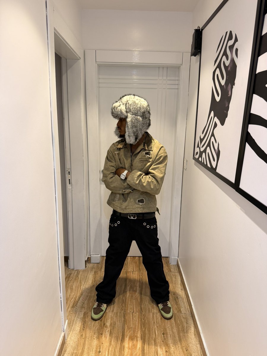 DRIPTHEORY03's tweet photo. @he_is_tu_mi with the vibes 
Bad like Kylie Jenner https://t.co/pwrCs3DNcq