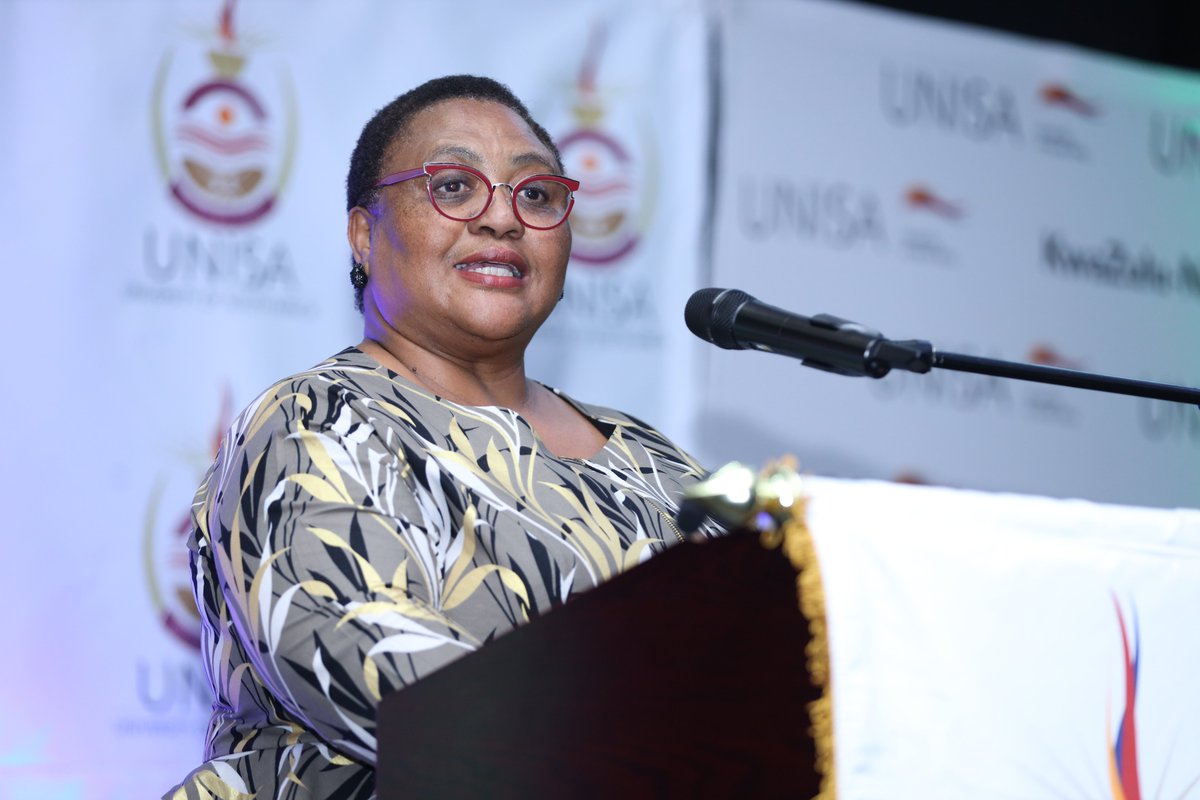 unisa's tweet photo. Now Live | Honourable Thoko Didiza, Speaker of the National Assembly of South Africa, delivers the keynote address at the 4th #SimisoNkwanyanaMemorialLecture on the topic: "Land as a Catalyst for Rural Economic Development in South Africa."

Join us as the keynote speaker shares insights on the transformative role of land in advancing inclusive rural development, economic growth and sustainable livelihoods in South Africa.

Follow the proceedings live on YouTube: https://t.co/Tyx9Y7TIxW

@unisaradio @ParliamentofRSA 

#Unisa150andBeyond | #CatalysingRuralGrowth