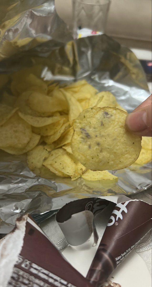 neonruhh's tweet photo. @LAYS hayatimiz hice sayiliyor https://t.co/CuH77ifz3w