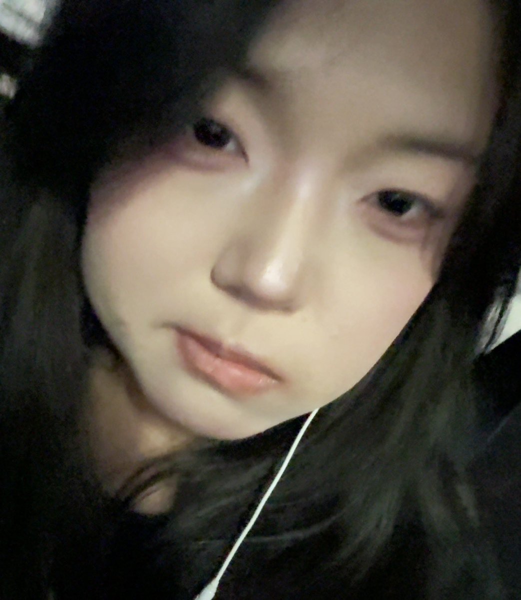 rxki_11's tweet photo. #wlw #레친소 나랑 노라 https://t.co/fk20w4qk4Q