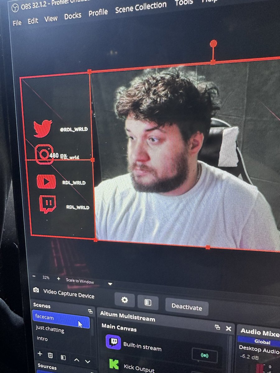 RDL_WRLD's tweet photo. https://t.co/UiMYsSIw36 LIVE! Pull up! Playing Valorant on Twitch! https://t.co/Zq5aN03R9U