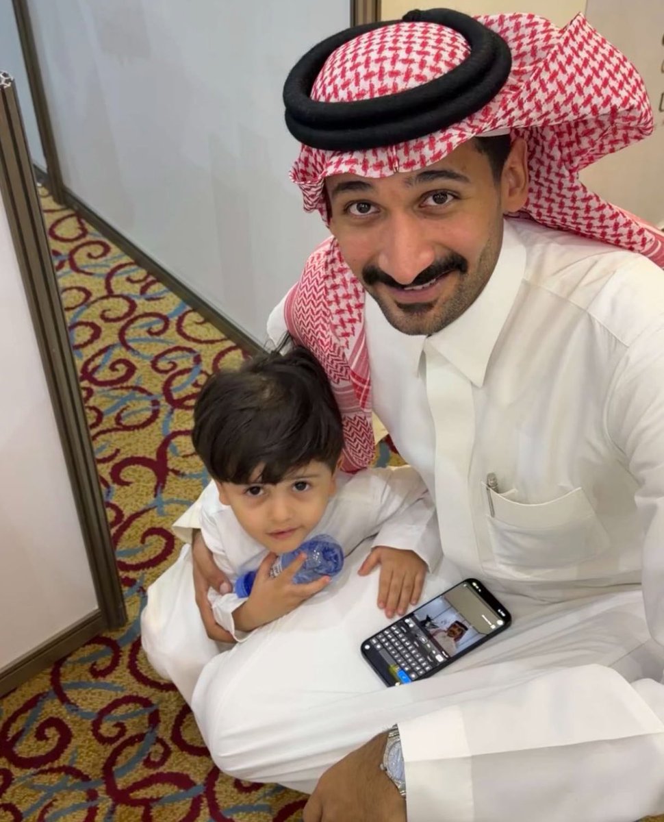 Spider_i0's tweet photo. The two best pictures of the day❤️ https://t.co/CG9UqkQXqK
