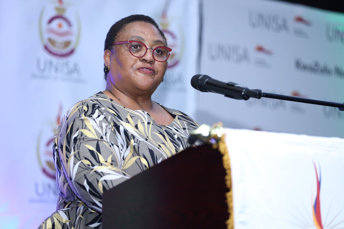 unisa's tweet photo. Honourable Thoko Didiza, Speaker of the National Assembly of South Africa, reflected on Simiso Nkwanyana's unwavering commitment to championing the rights of workers, students, women, youth and rural communities. She highlighted his belief in unity, social justice and collective action as essential to building a prosperous, non-racial and non-sexist South Africa.

@ParliamentofRSA @unisaradio 

#SimisoNkwanyanaMemorialLecture | #Unisa150andBeyond | #CatalysingRuralGrowth