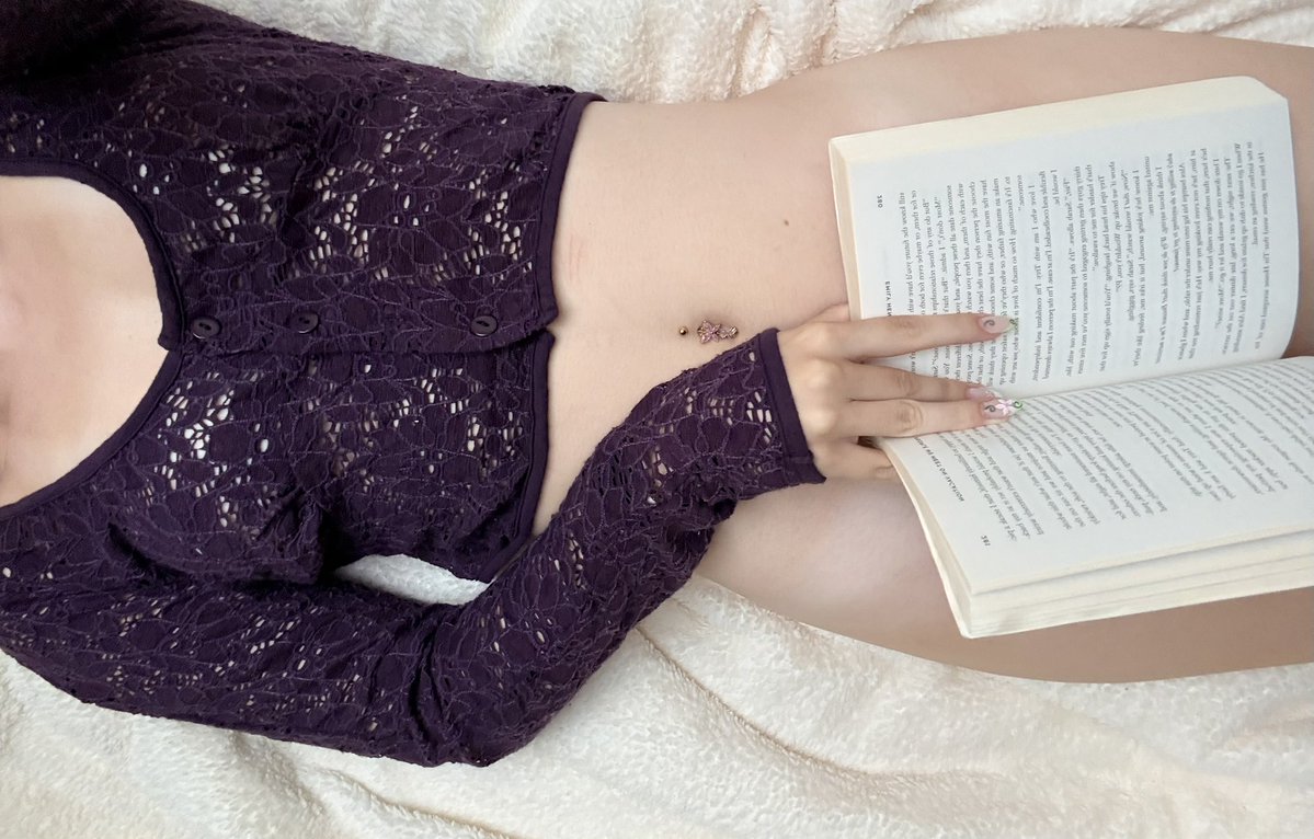 willowingaway8's tweet photo. -ˋˏ ༻❁༺ ˎˊ-
hii, im willow and im not new to #nsfwtwt <3
     — 20 y/o
     — she/they 
     — bi &amp; switch
     — dm for menu!! 
↻  +  ♡︎ for moots :) https://t.co/vGOMohPU4v
