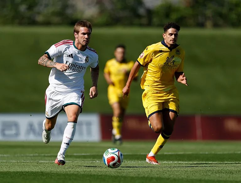 AdriRM33's tweet photo. ‼️ FRANCO MASTANTUONO está siendo el mejor en este primer partido del Real Madrid.

{ @Rodra10_97 } https://t.co/ItNLVwVitu