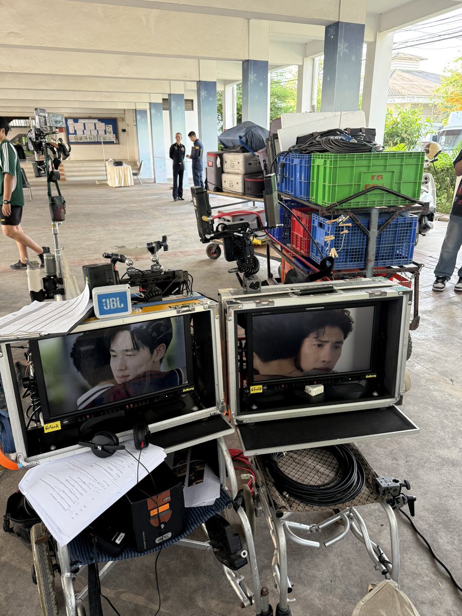 mond_tanutchai's tweet photo. ต้องไปเป็นทหารซะล่ะ #adogandaplaneep9 https://t.co/q9yaVN5dzt