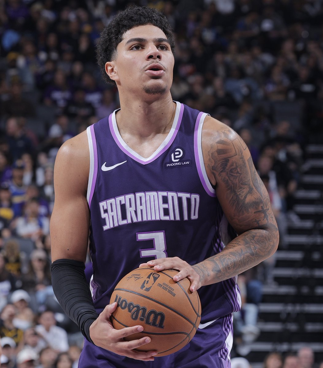 NBA tweet media