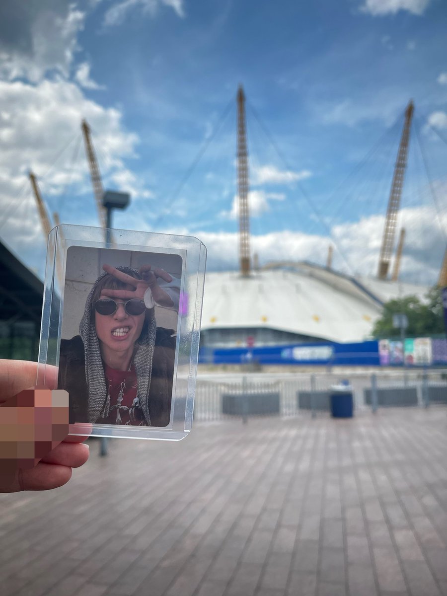 lovinjju's tweet photo. martin goes to the o2 arena (@cortis_bighit this is a sign 🥹) https://t.co/7cA5YlXa9g