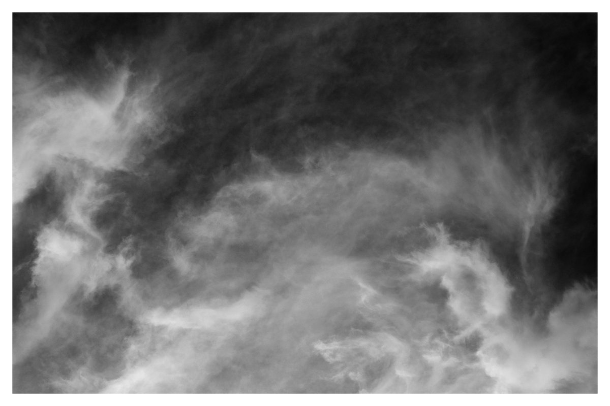 Particleclouds's tweet photo. Close encounters with galactic information Contemporary Photography SETI Optical Search, 2026 Robert A. Ireland Contemporary Photography Art #雲 #NASA #Photography Moving images in the stream of charged particles. Earth travels more than 1.6 million miles per day ぜひコメントを残してください (^_^) 💯📷
