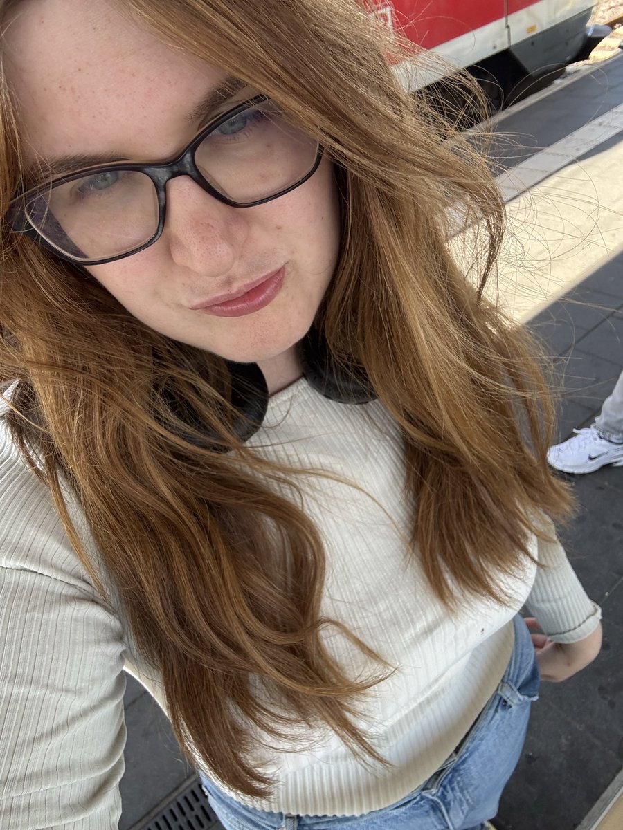 laurii💛🧸 tweet media
