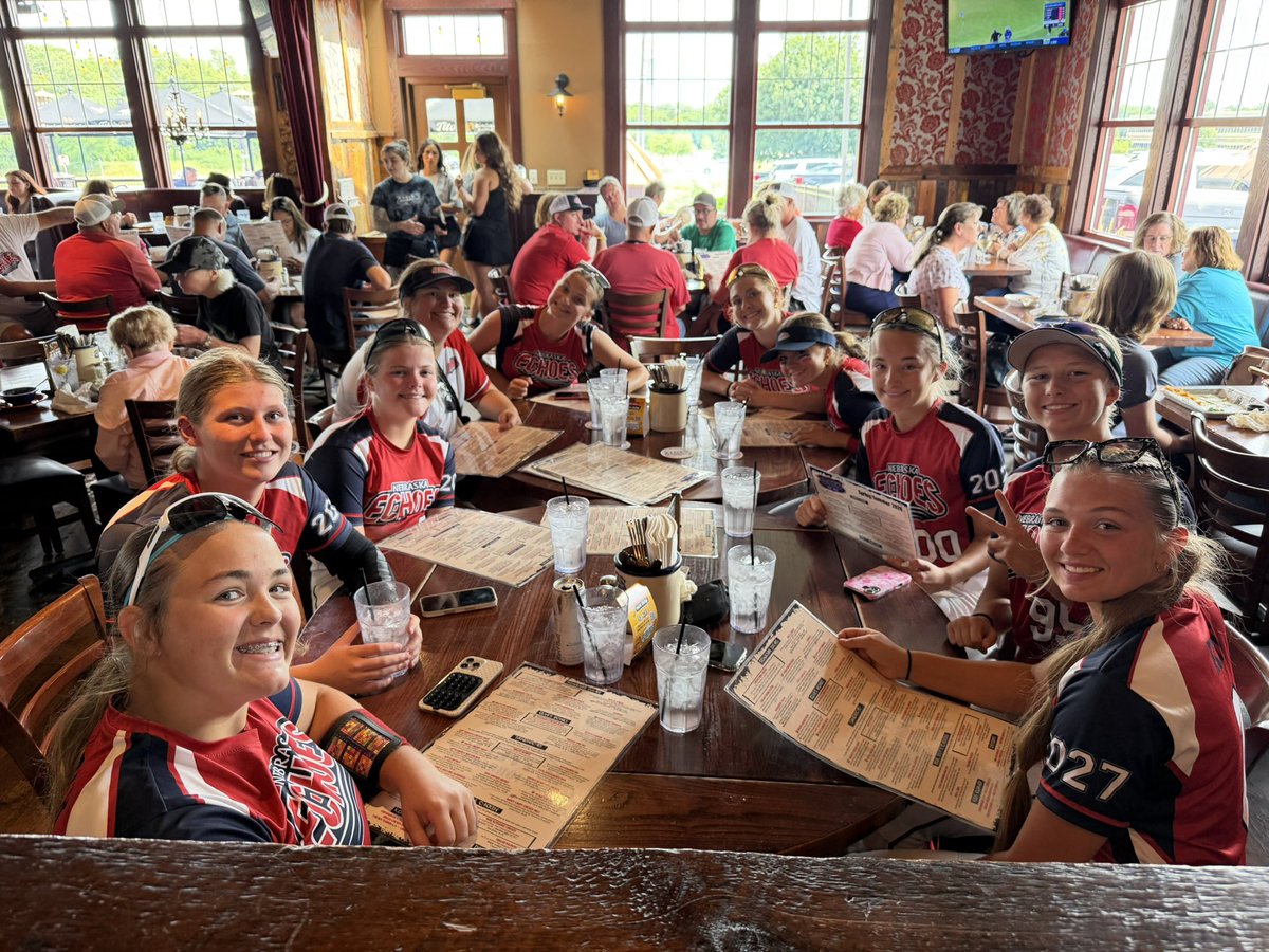 EchoesNat17U's tweet photo. Won our pool at NAFA Nationals in Minneapolis.  Bracket play starts tonight in the platinum bracket at 650 pm.  
💣💣 squad in our last pool game:  Gretchen Pascal and Tatum Farrell (grand slam).  
Jocelyn Ridder 5 innings pitched -15K in a row and only 1 hit!
Team lunch in between.
@NAFASoftball