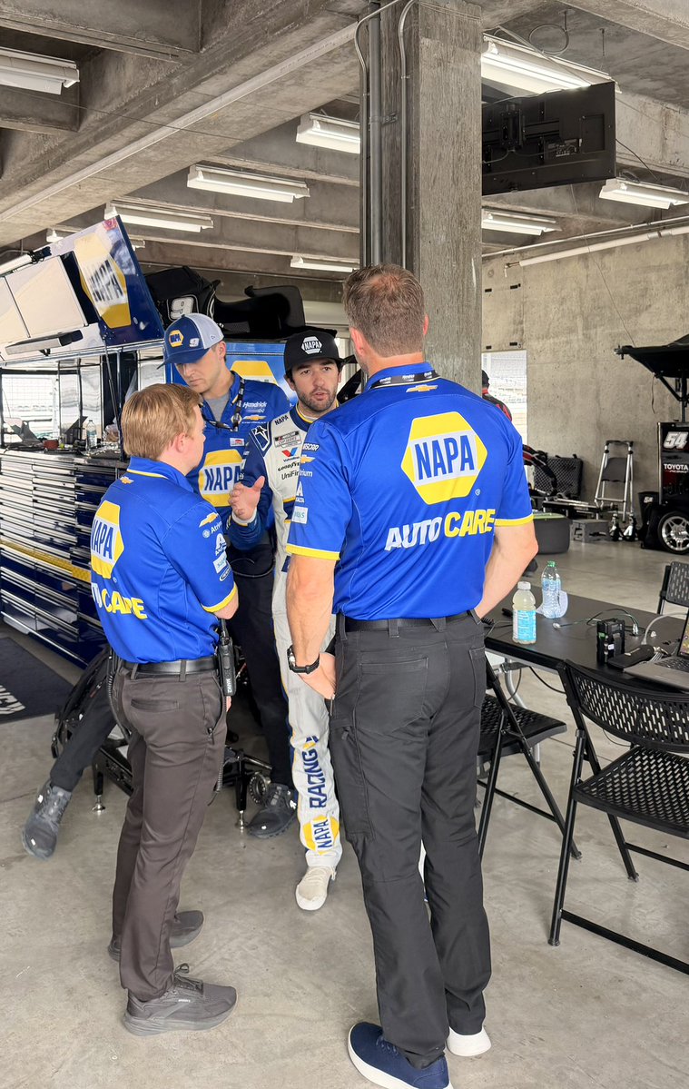 Hendrick9Team's tweet photo. That’s it for practice. Chase ends it 21st on  the speed chart.

@NAPARacing | #di9 https://t.co/qXYvrra7aQ