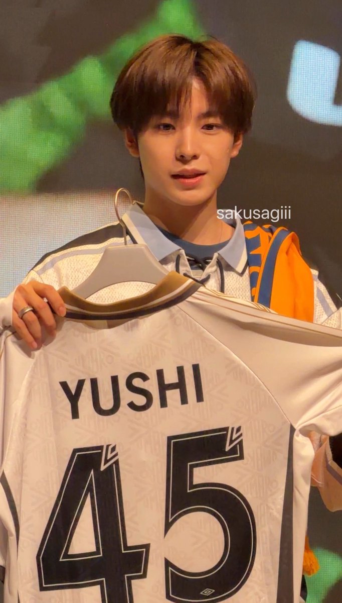 sakusagiii's tweet photo. 260724 엄브로

윳멍이 너무 이뻐 우뜩해 , , , ? 
#유우시 #yushi https://t.co/KYCEfwLsxH