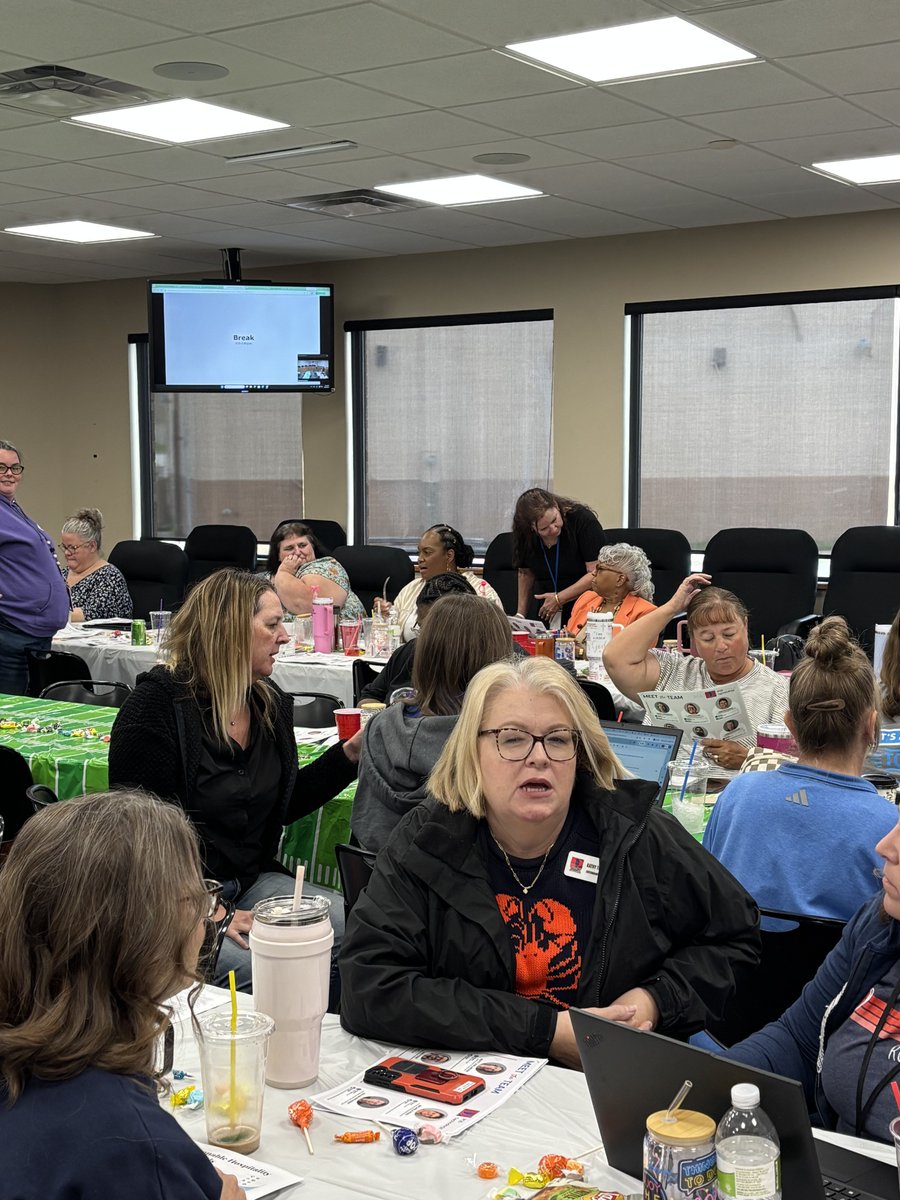 DrPenK's tweet photo. Had the privilege of joining our secretaries for their professional learning session. These are the individuals w/ the hands &amp; hearts that hold our schools/offices together,  greeting families, comforting students, supporting staff, and keeping the office running smoothly. https://t.co/rYh3LdXV3i