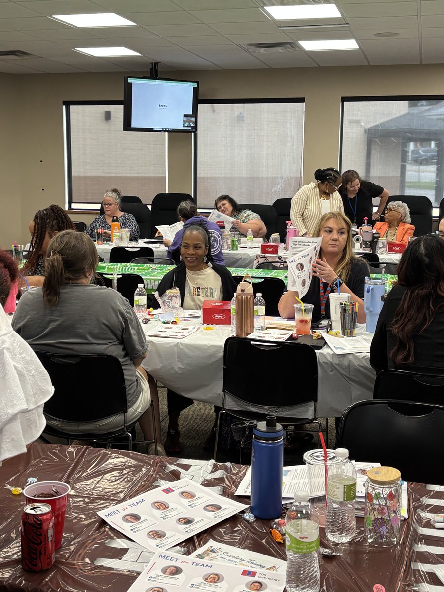 DrPenK's tweet photo. Had the privilege of joining our secretaries for their professional learning session. These are the individuals w/ the hands &amp; hearts that hold our schools/offices together,  greeting families, comforting students, supporting staff, and keeping the office running smoothly. https://t.co/rYh3LdXV3i