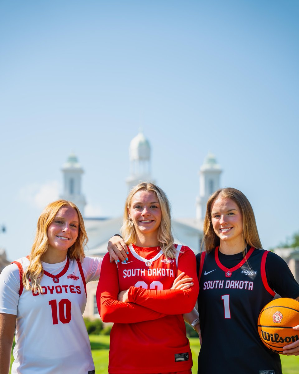 SDCoyotesWBB's tweet photo. See you in November 😏

🎟️- https://t.co/CnV9SbGRFq

#GoYotes https://t.co/oHq4qLD8HQ