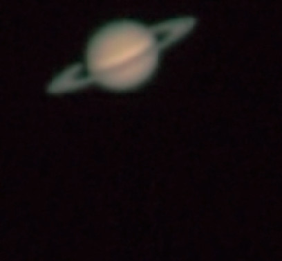 Jragonmasterx's tweet photo. First attempt at Saturn, 
1000-1500mm 1990s Park Optics Newtonian?
 2x Barlow Bysameyee
  25mm Orion Sirius Plossl eyepiece projection,
    Nikon d5600
    
Sharpened and cleaned in RAW Therapee + Gimp https://t.co/aIE2HOIONb