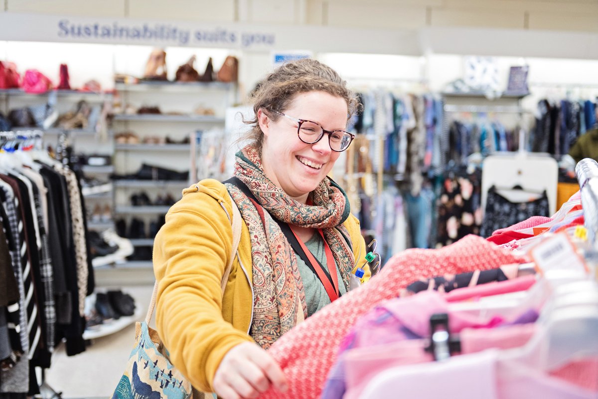 StMichaelsHosp's tweet photo. Every purchase makes a difference. 💛🛍️

Shop with us and help fund vital hospice care for local families.

💬 What's your best hospice shop bargain? https://t.co/xSW0VCU3d9