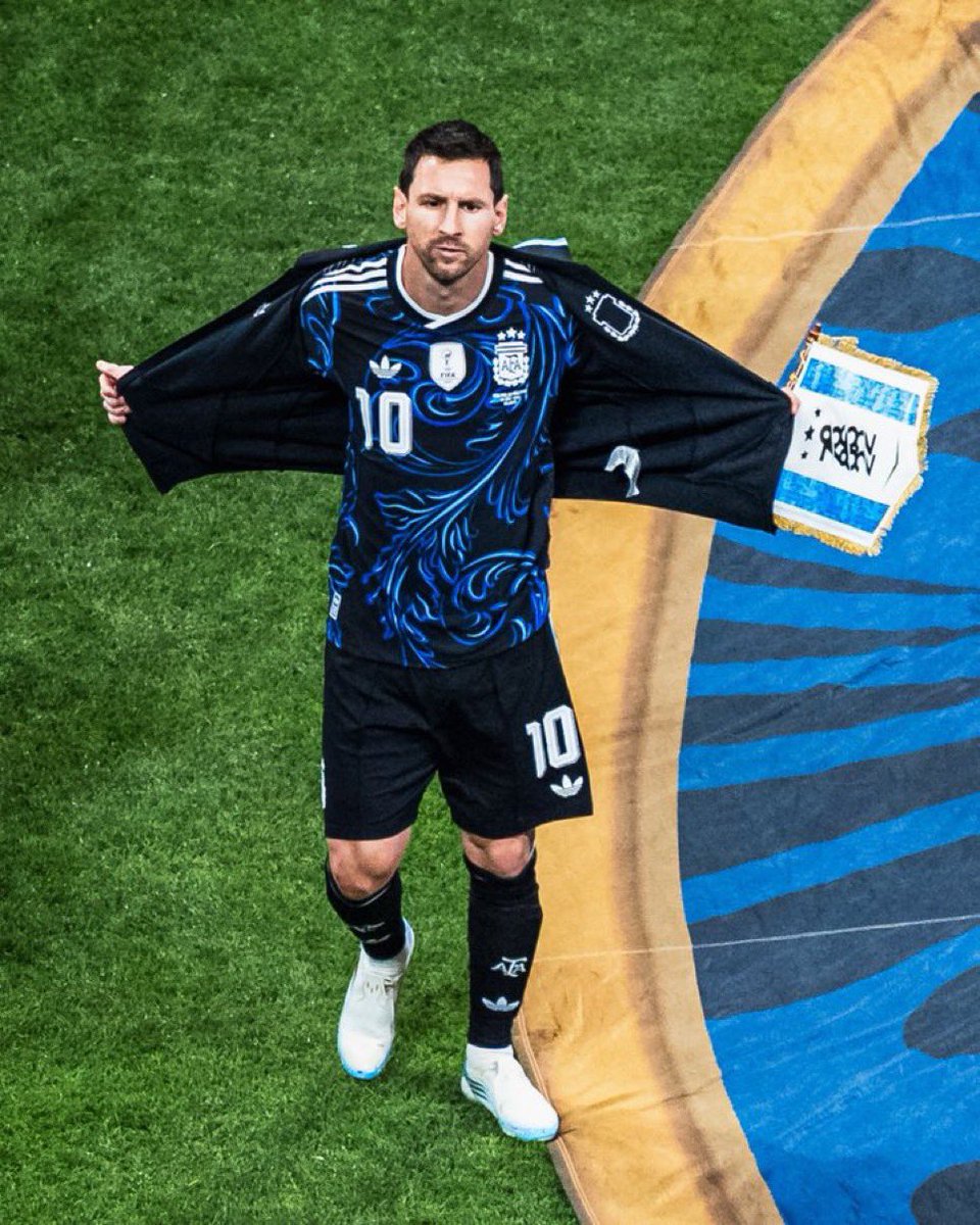 Footballtweet's tweet photo. 🚨🇦🇷 𝗜𝗡𝗦𝗔𝗡𝗘 𝗦𝗧𝗔𝗧𝗦: Lionel Messi’s achievements at the 2026 World Cup:

▪️ 8 goals and 4 assists.
▪️ Most duels won (60).
▪️ Most successful dribbles (28).
▪️ Most chances created (25).
▪️ Most accurate crosses (20).
▪️ Most fouls won (20).
▪️ Most shots from outside the box (18).

All-time World Cup records:
▪️ Most World Cup appearances (34).
▪️ Most minutes played at the World Cup (2,609).
▪️ Most World Cup wins (23).
▪️ Most World Cup assists (12).
▪️ Joint-record for most World Cup tournaments played (6).
▪️ Only player to start three World Cup finals.
▪️ First South American to play in three World Cup semi-finals.
▪️ Oldest outfield player to appear in a World Cup final (39 years, 24 days).
▪️ First player to score in six consecutive World Cup knockout matches.
▪️ Scored in a record nine consecutive World Cup matches.
▪️ First player to score at every stage of a single World Cup.
▪️ Joint-record for most goals by an Argentine at a single World Cup (8).

❤️ A living legend.