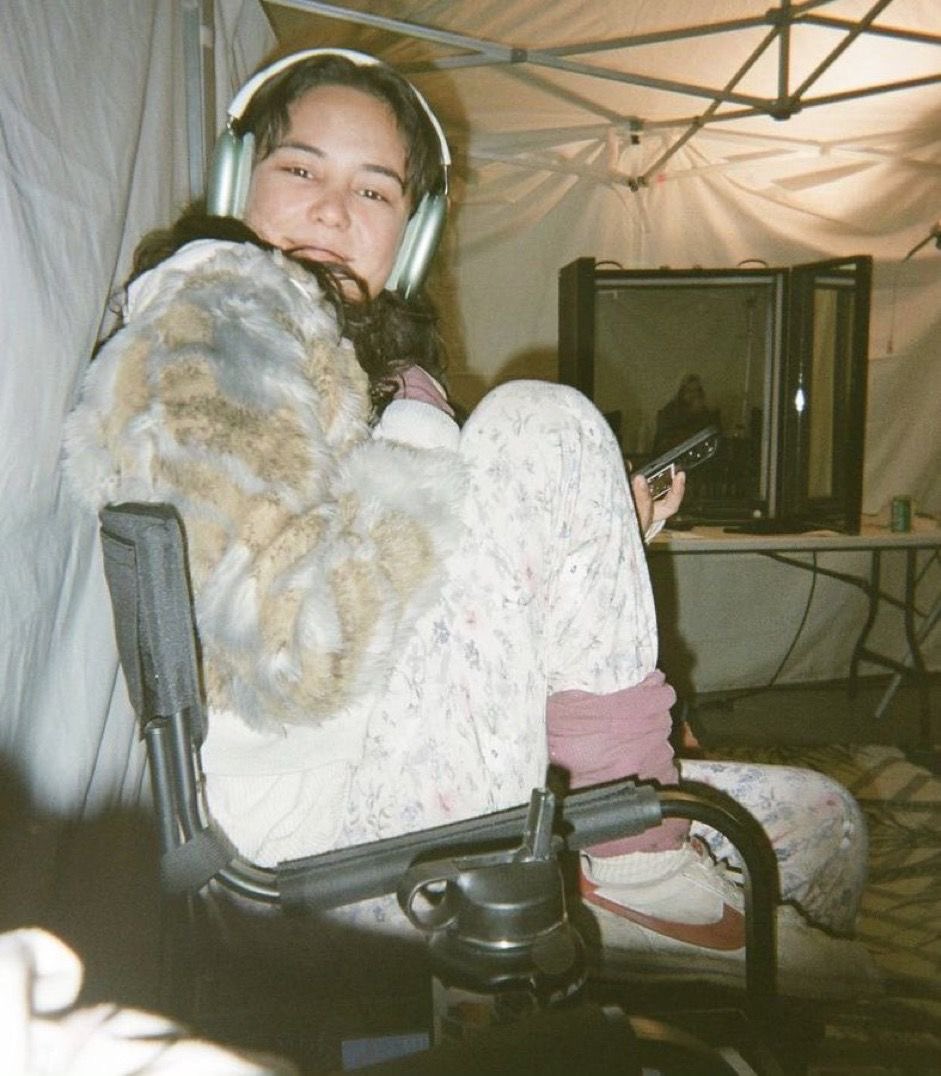 courthinker's tweet photo. courtney as lottie through the years ♡ https://t.co/nU5jUqxgM7