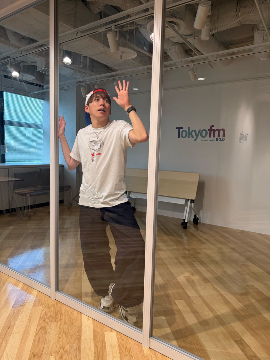 7mpickup_tfm's tweet photo. 👥来週の #IMPickup 担当は？✨

🩷7/27(月) #佐藤新 #松井奏💛
💚7/28(火) #基俊介 #影山拓也❤
💙7/29(水) #鈴木大河 #横原悠毅💜
🩷7/30(木) #佐藤新 #椿泰我🧡
💙7/31(金) #鈴木大河 #椿泰我🧡

@_7mp_official_
 #TOKYOFM #JFN #IMP.
#閉じ込められた❓ https://t.co/mV9Df4m0vE
