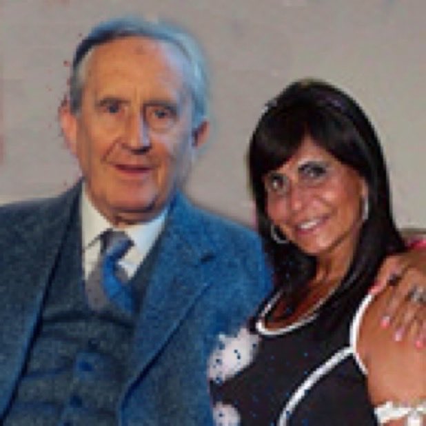 sesshyswest's tweet photo. os vilões do tolkien são todos uns PERDEDORES não importa o tamanho do poder absurdo que eles têm nas mãos se é um poder do mal você precisa saber que o mal é FROUXO o mal é COVARDE e o mal é OPORTUNISTA pode ter a pose e a estética que for mas eles são ridículos em essência https://t.co/r0LOUqh513